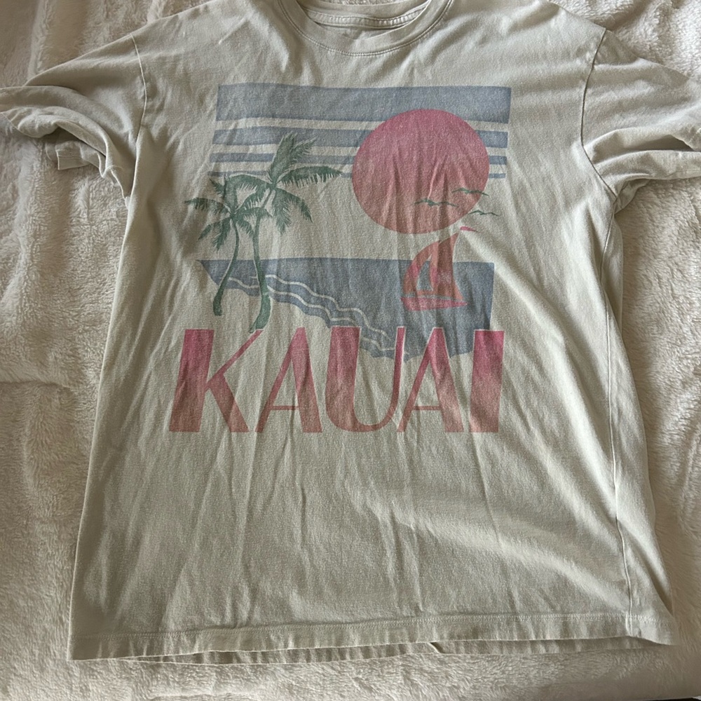 Hollister Cream Kauai Graphic Short Sleeve Tee